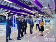 Defense leader visits Huawei and ZTE corporations in China